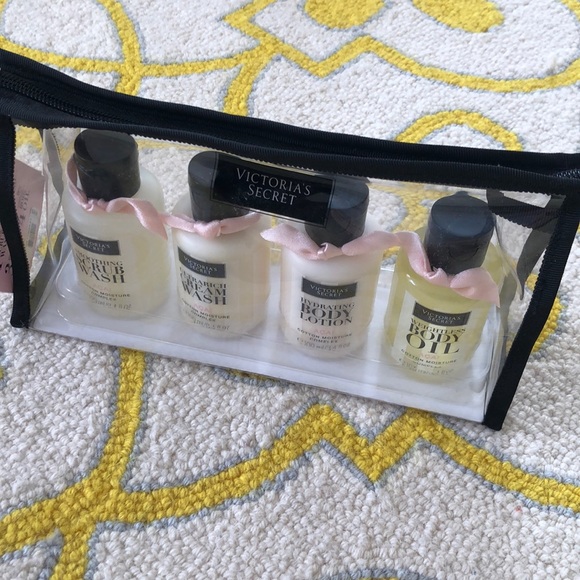 💓VS Ultimate Moisture To Go, 4 Pack💓 Açaí Scent - Picture 2 of 7